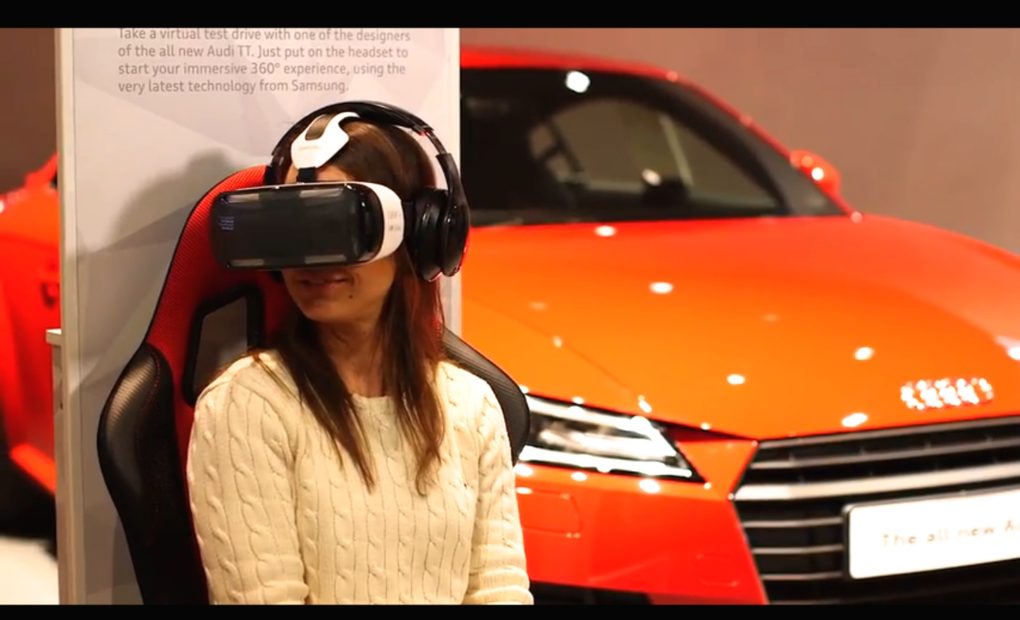 Pro-driver Tries Visualise VR Experience