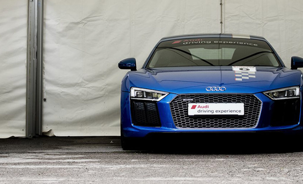 Interactive Virtual Reality Driving Experience for Audi at Goodwood FOS