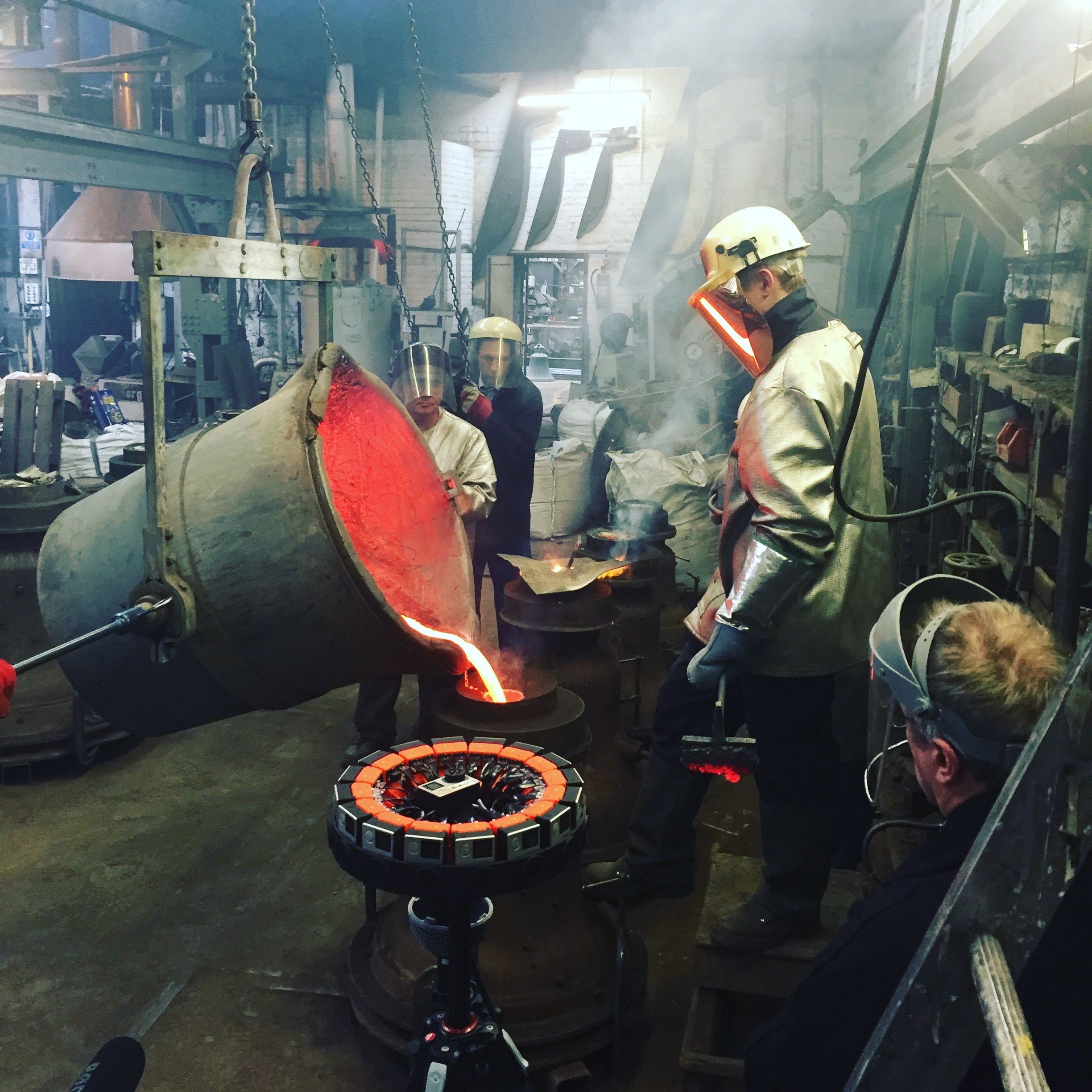 visualise capture the historic final bell casting in 3d 360 at the whitechapel bell foundry